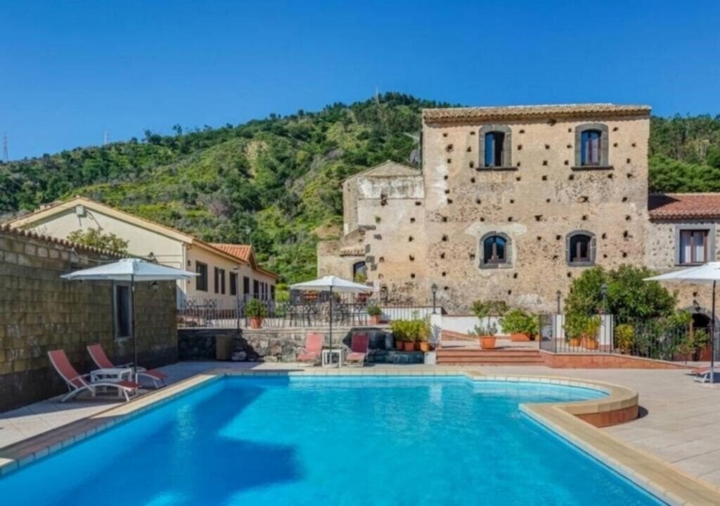 Готель Il Borgo Country Resort 4*
