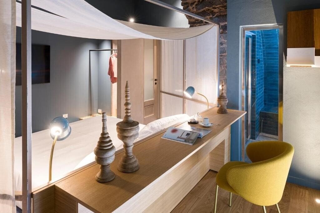 Готель Bastio Private Suites 5*
