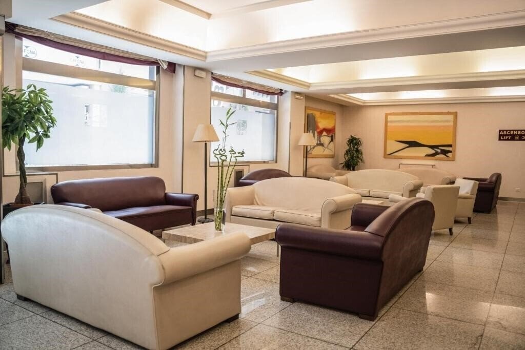 Готель Mediterraneo Hotel 3*