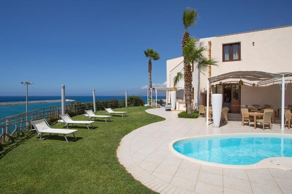 Фото Marina Holiday Hotel & SPA Balestrate 4*