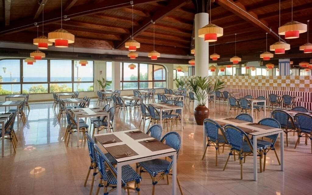 Фотография Serenusa Resort 4*