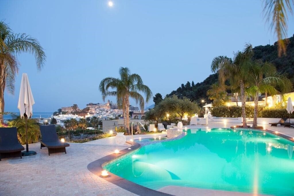 Фото Hotel Mea 4*