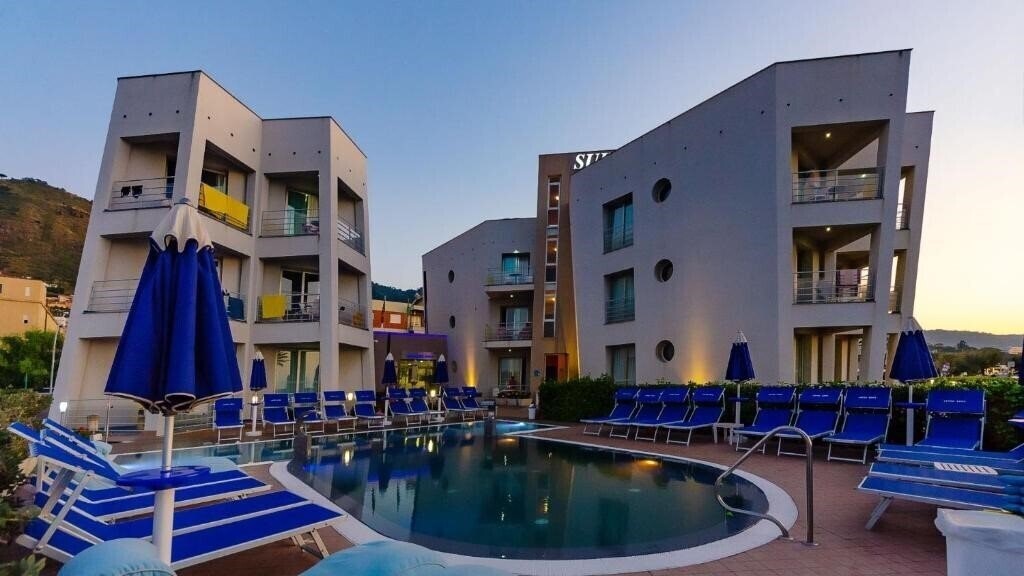 Зображення Astro Suite 4*
