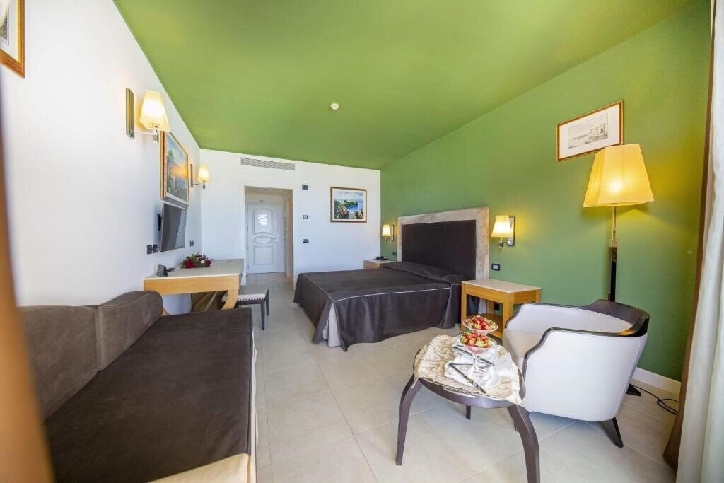 Картинка Cefalu Sea Palace 5*
