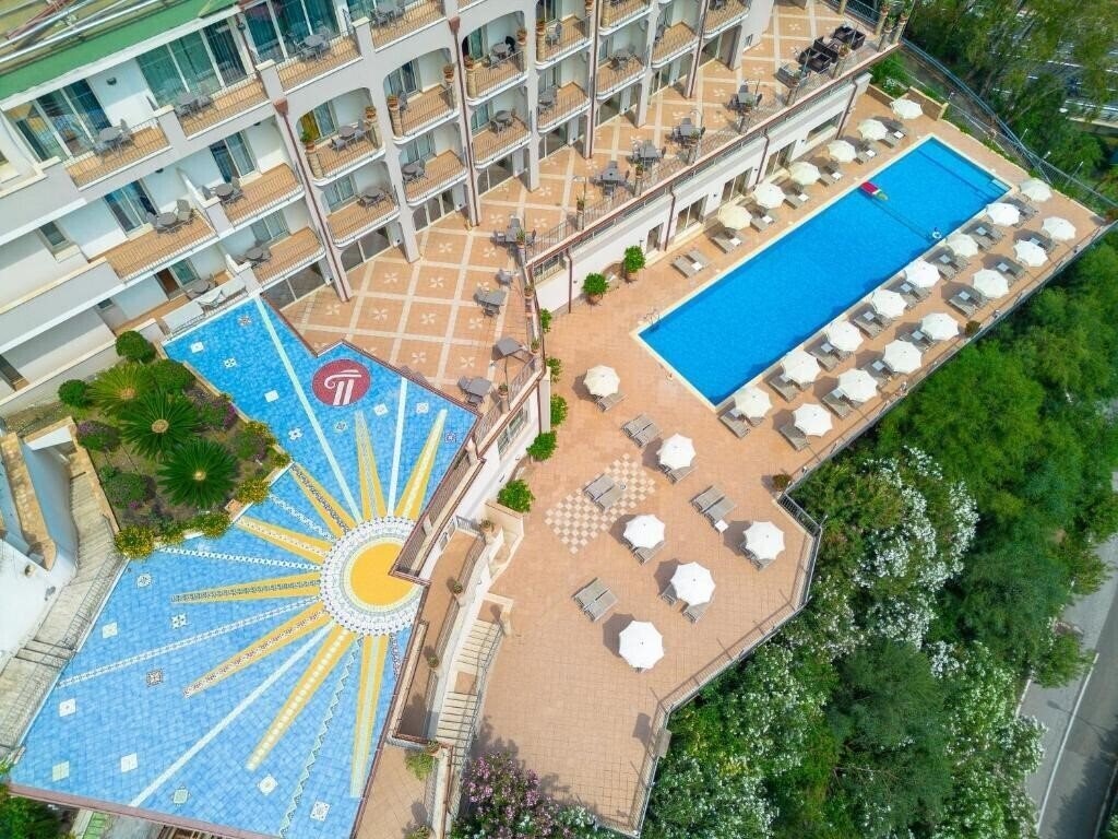 Фотографія Antares Hotel 4*