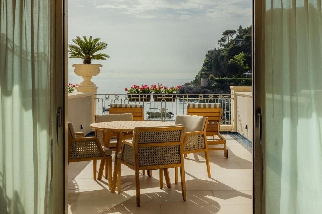Картинка Grand Hotel Mazzaro Sea Palace 5*