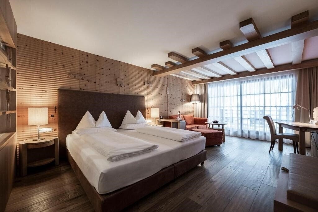 Фото Adler Spa Resort Dolomiti 5*