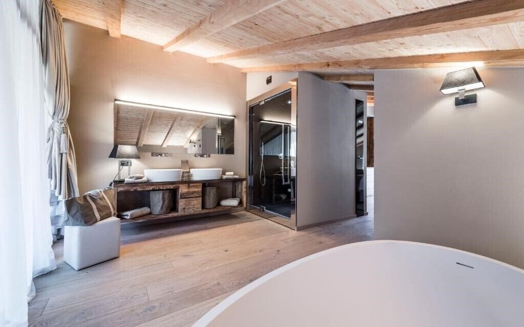 Фотографія Hotel Montchalet 5*