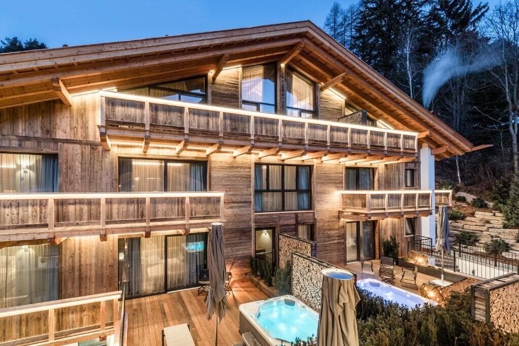 Зображення Hotel Montchalet 5*