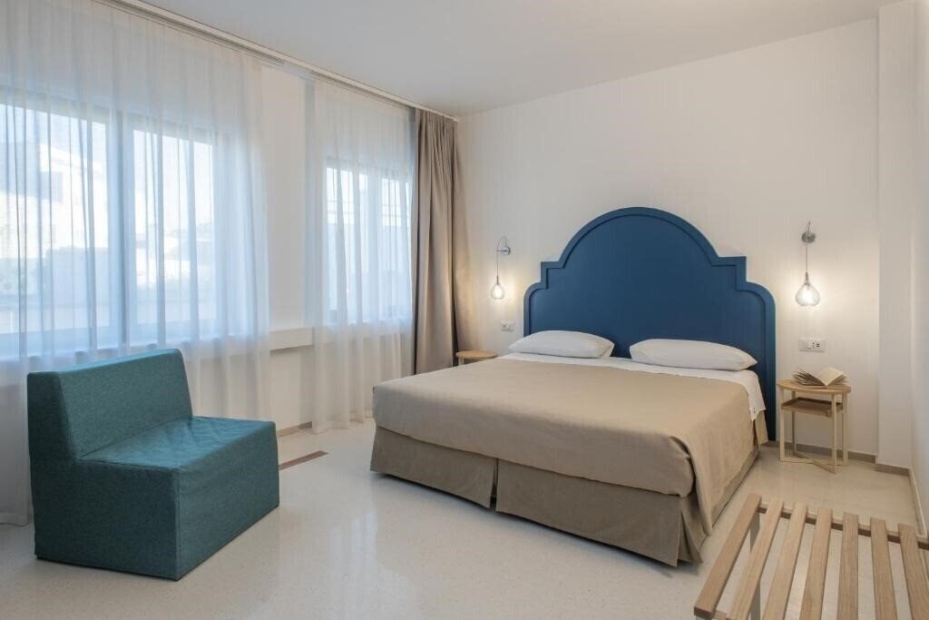 Готель Albania Hotel Otranto 3*