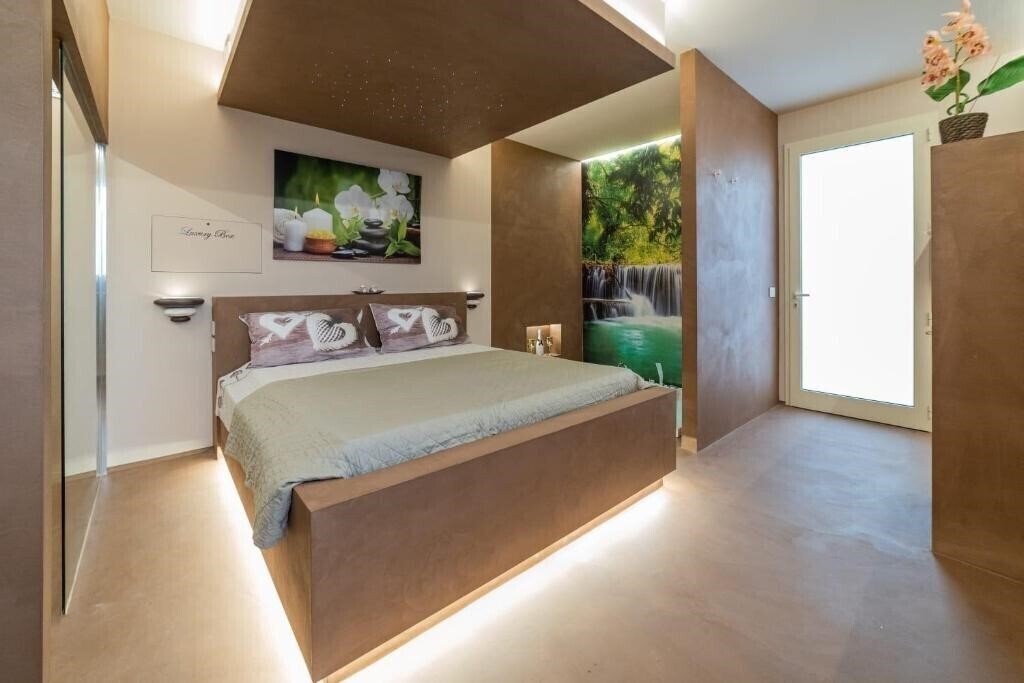 Изображение Luxury Suite 3*