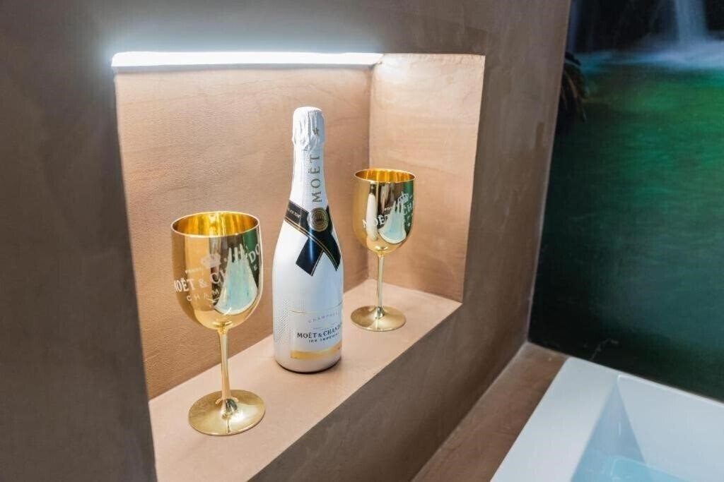Картинка Luxury Suite 3*