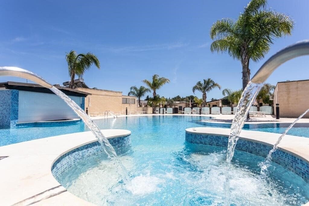 Отель Residence La Pineta 3*
