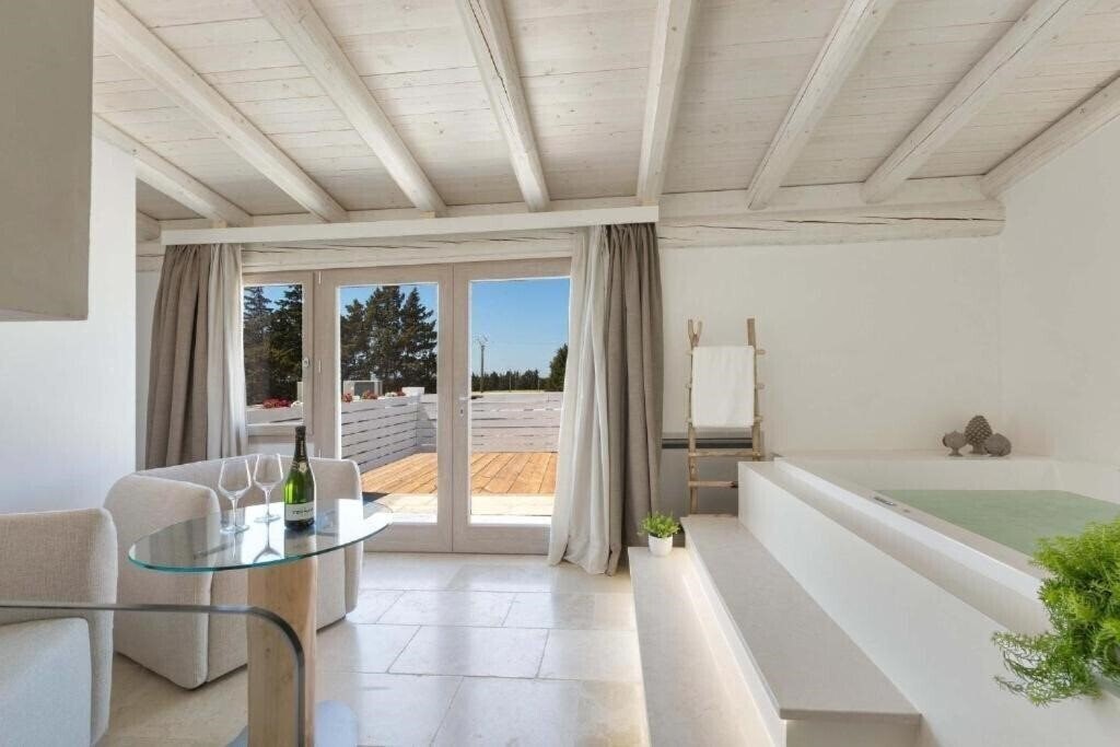 Фото Masseria Longa Boutique Hotel 3*