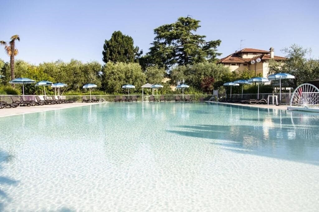 Готель Villa Maria Hotel & Residence (Desenzano) 4*