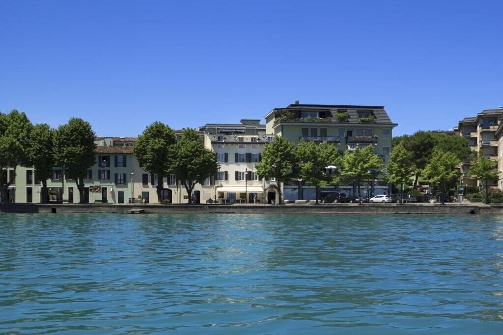 Готель Hotel Europa (Desenzano) 3*