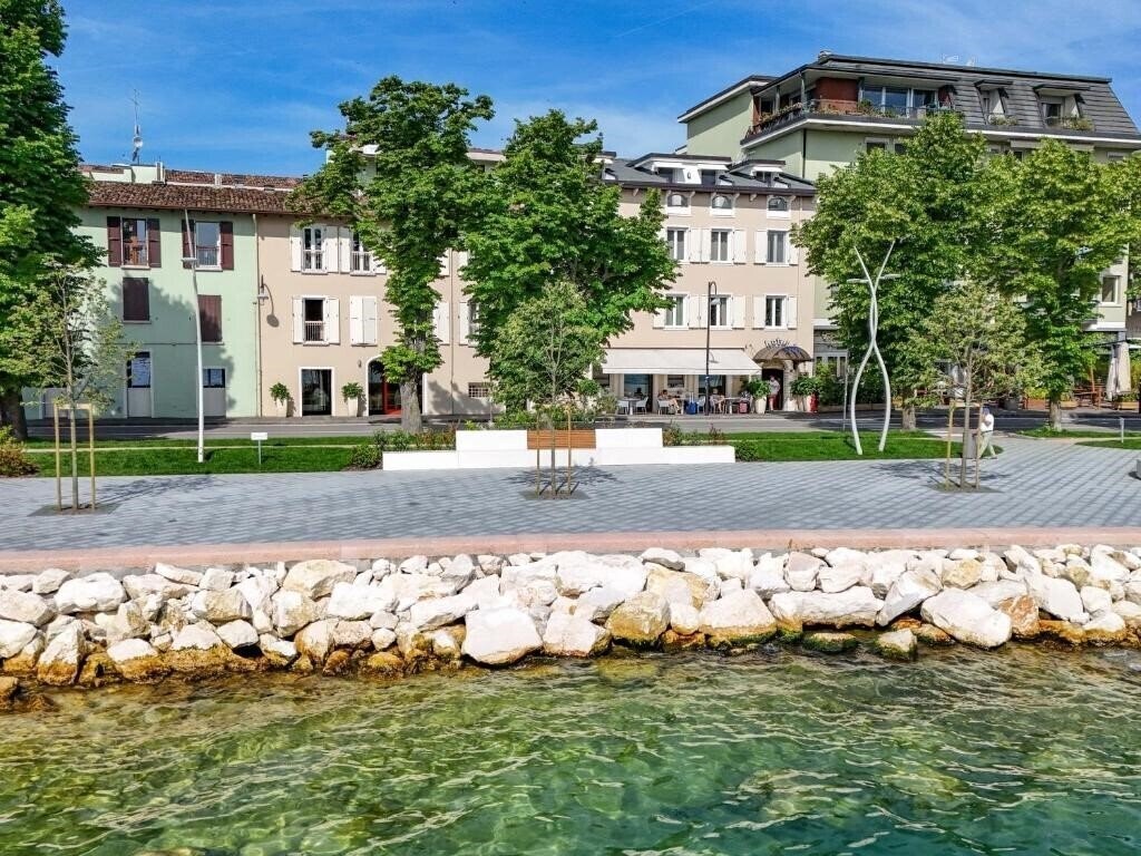 Фотографія Hotel Europa (Desenzano) 3*