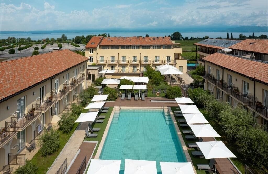 Картинка Leonardo Hotel Lago di Garda Wellness & Spa (Lazise) 4*