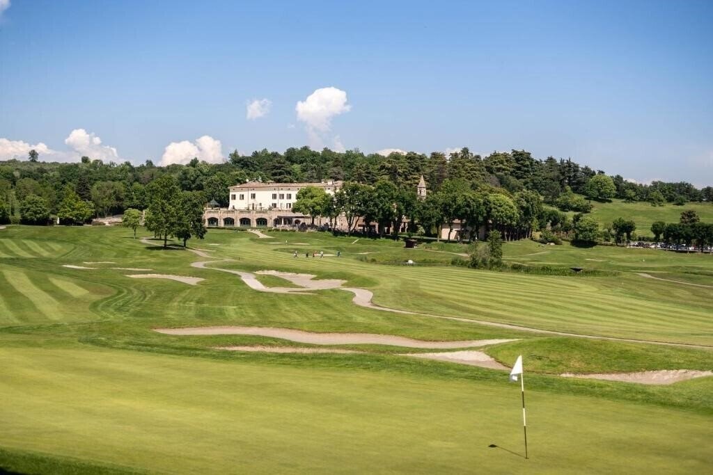 Фотографія Palazzo Azarga Hotel SPA & Golf Resort 5*