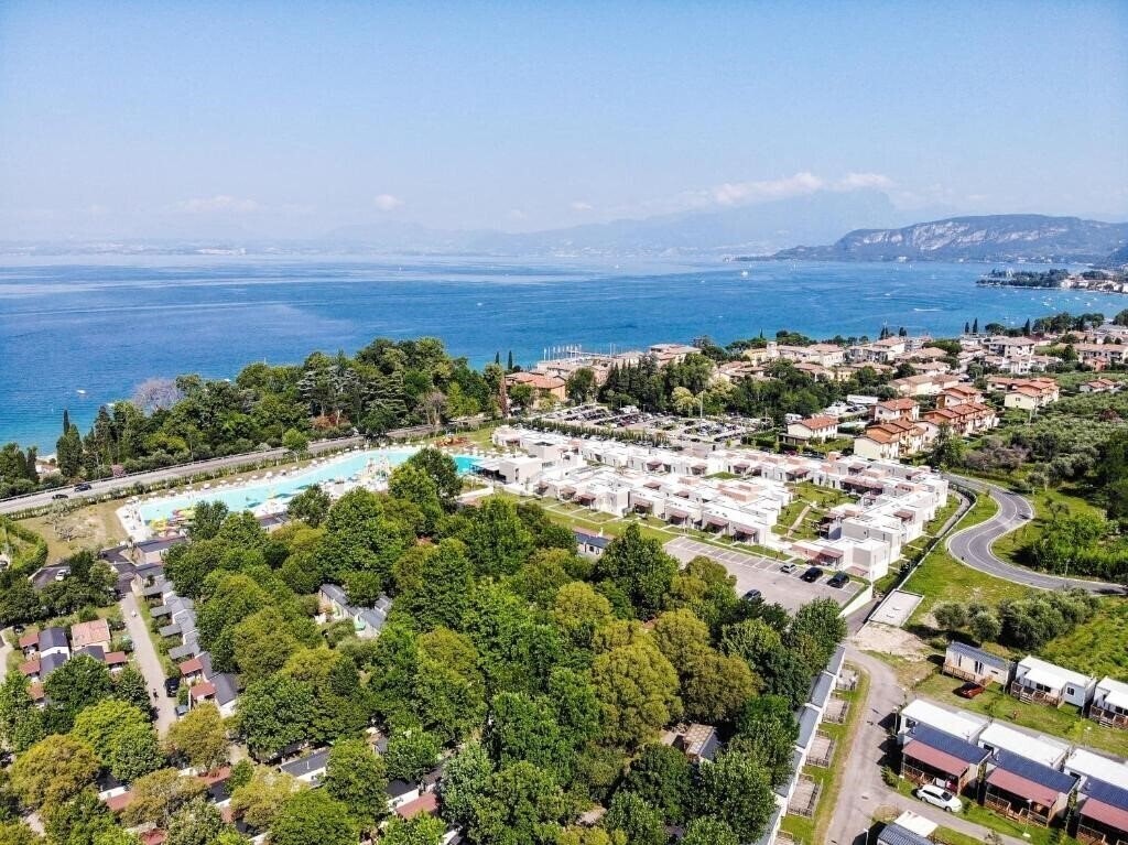 Фото Sisan Family Resort 4*