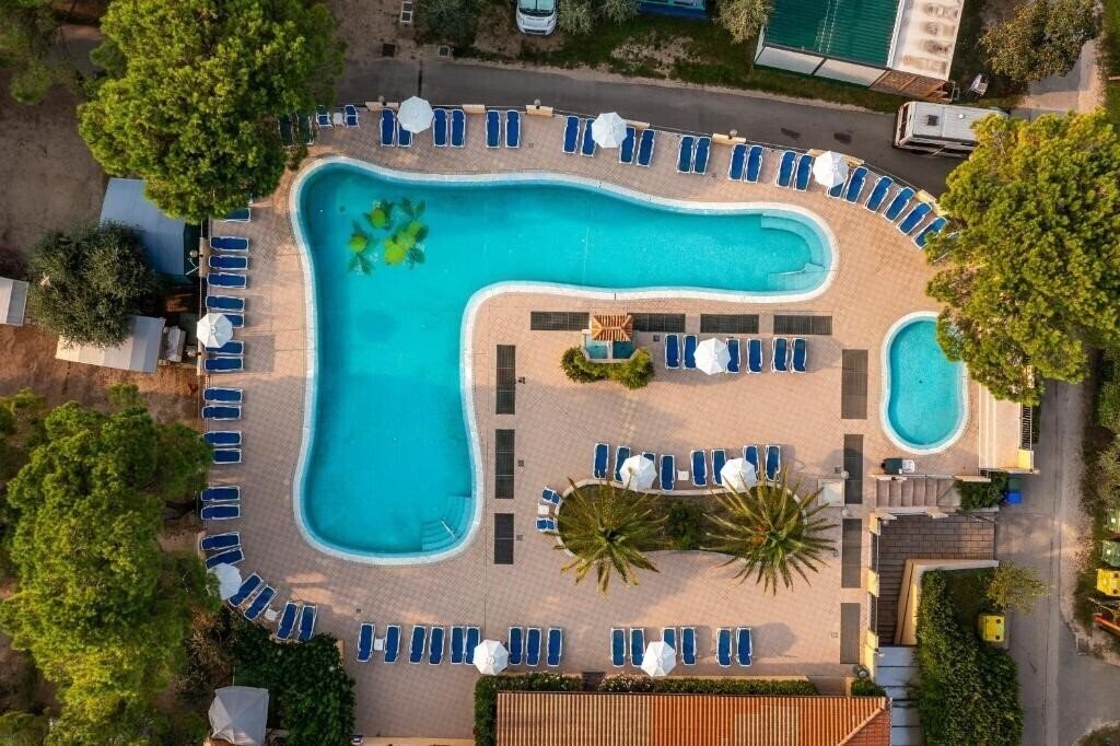 Отель Toscolano Camping 4*