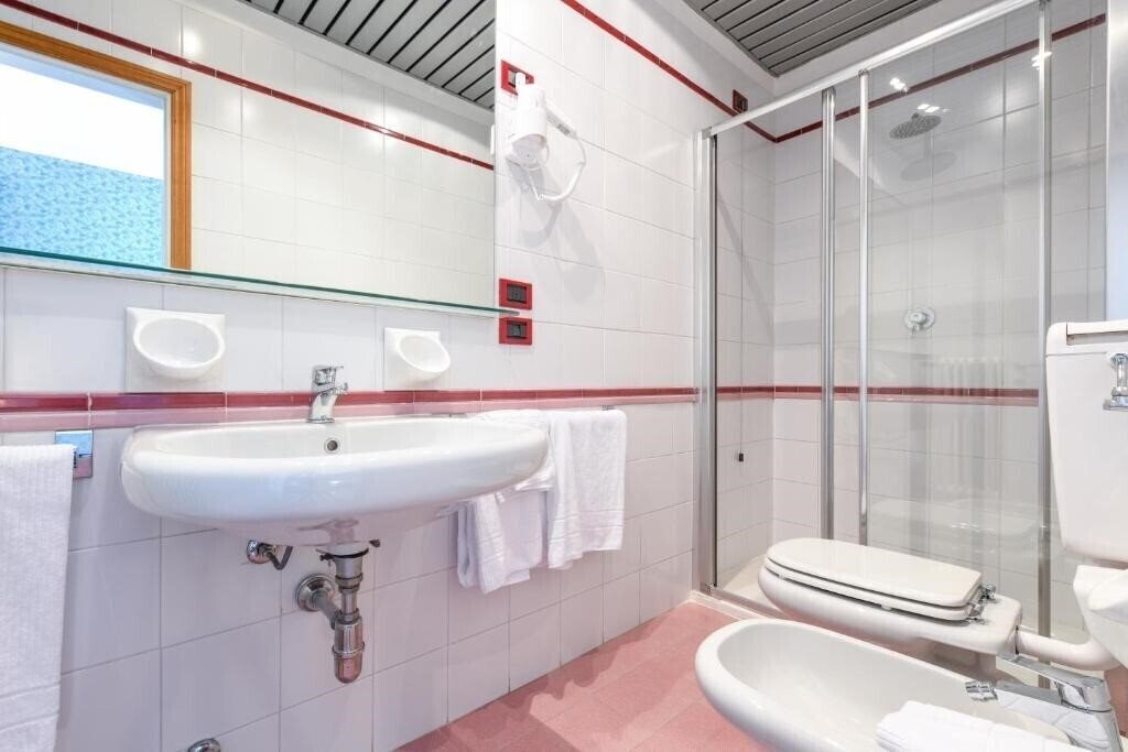 Фотография Aurora Hotel 3*