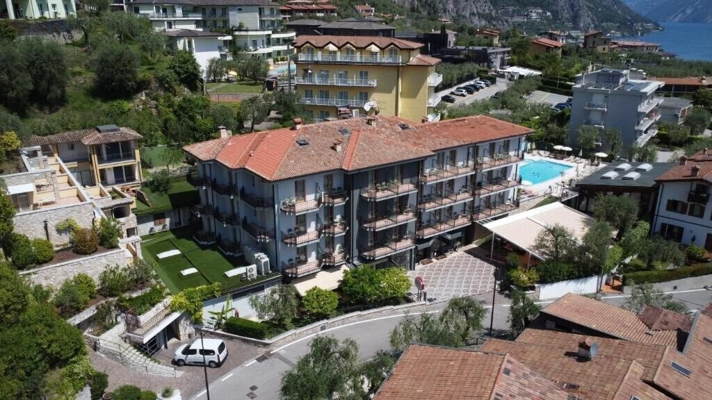 Готель Hotel Florida 3*