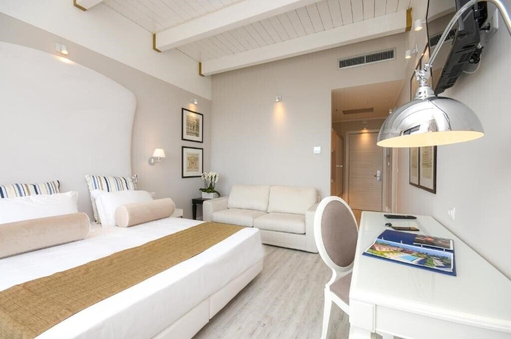 Изображение Oliveto 4*