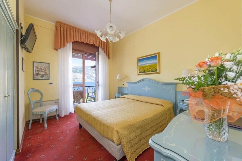 Фото Cristallo (Malcesine) 3*