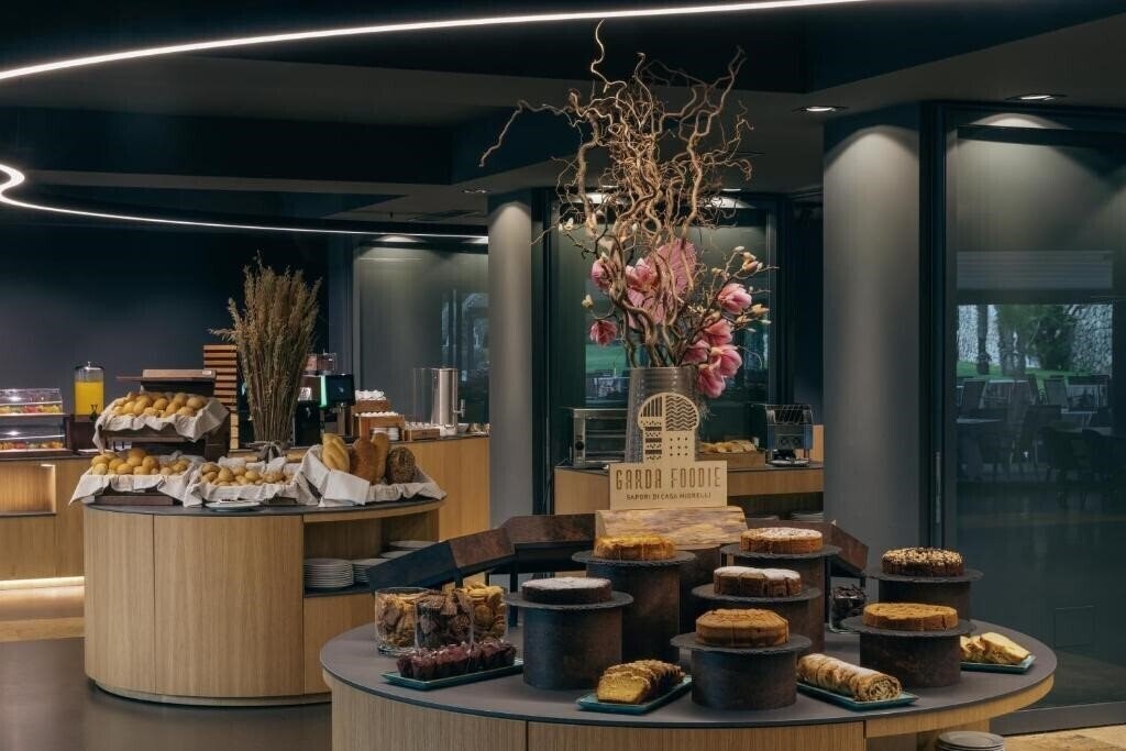 Картинка Astoria Resort 4*