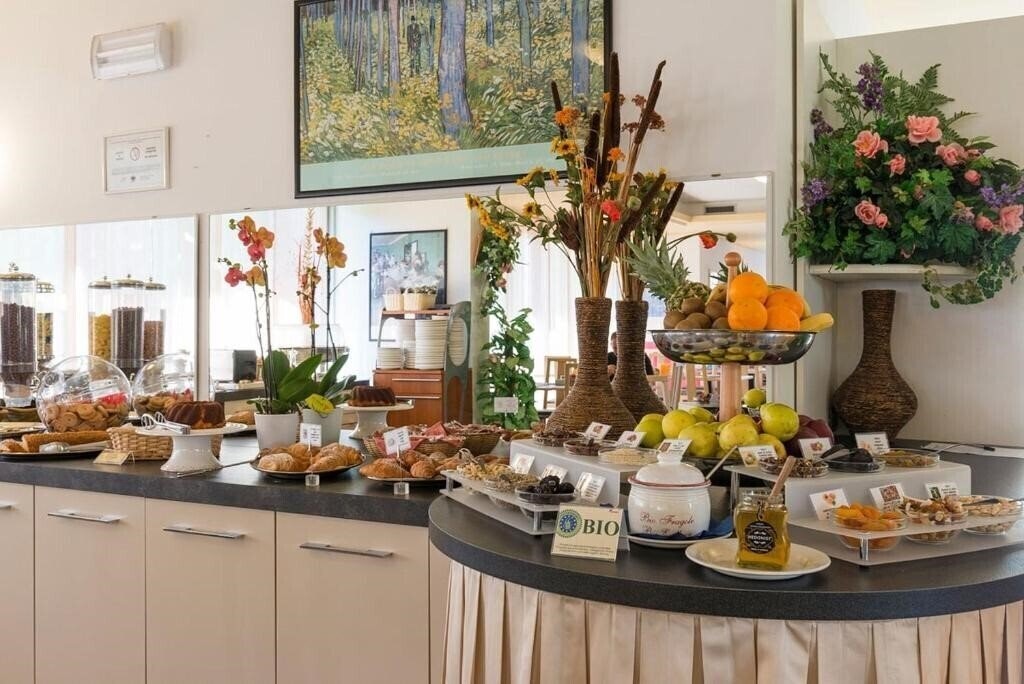 Картинка Ambassador Suite Hotel 3*
