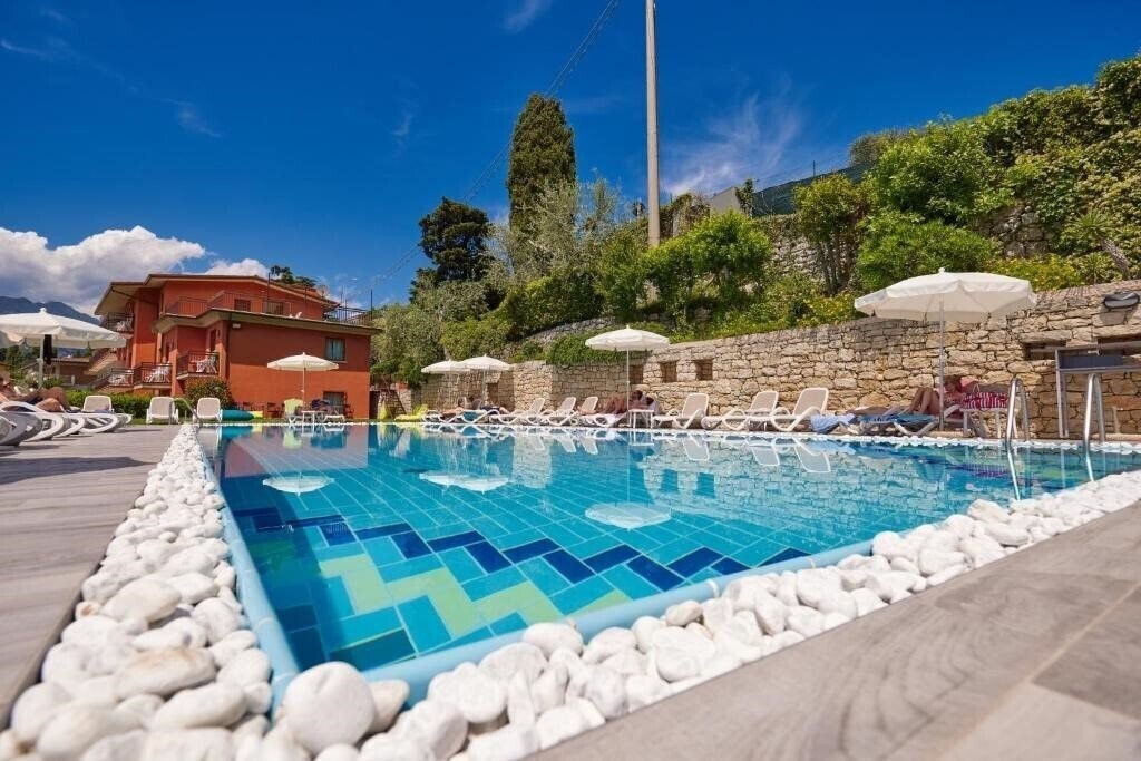 Зображення Beach Hotel Rosa 3*