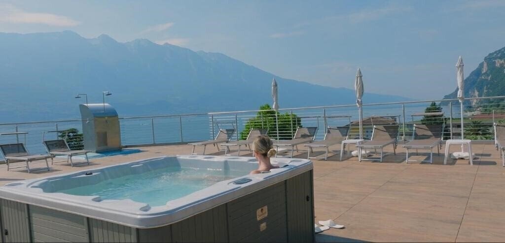 Фото Hotel Sogno del Benaco 4*