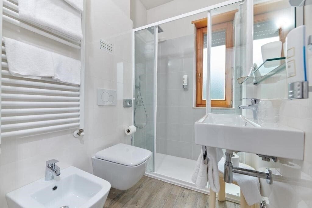 Фотографія Eco Hotel Benacus 3*