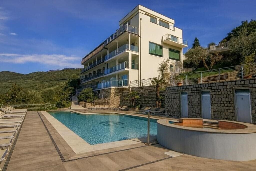 Фото Panoramic Hotel Benacus 3*