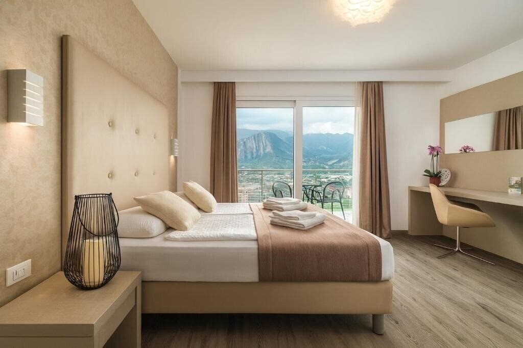 Зображення Panoramic Hotel Benacus 3*