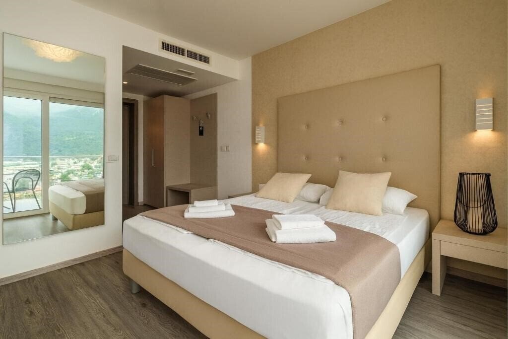 Картинка Panoramic Hotel Benacus 3*