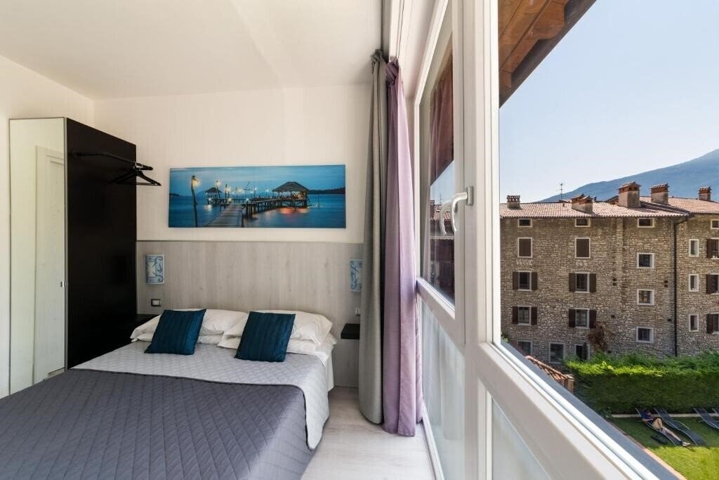 Фото Hotel Canarino 3*