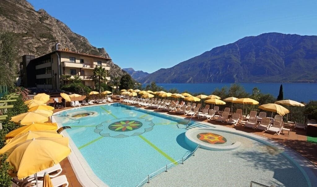 Готель Hotel Ilma Lake Garda Resort 4*