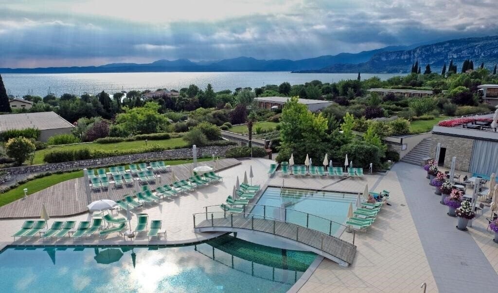 Отель Parc Hotel Germano Suites & Apartments 4*