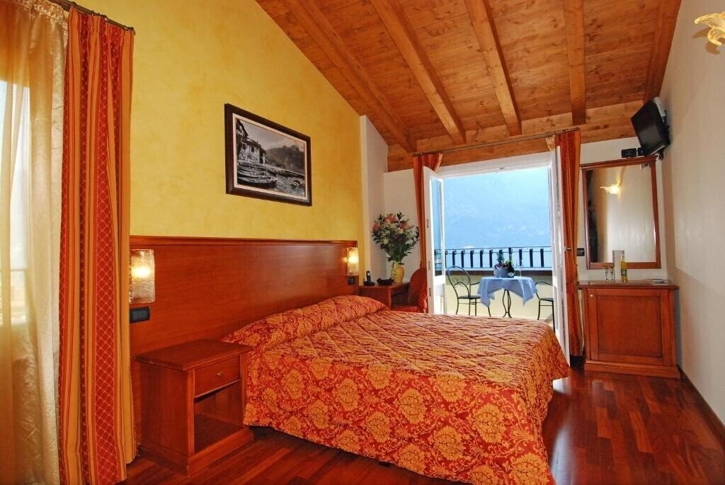 Готель Monte Baldo (Limone) 3*