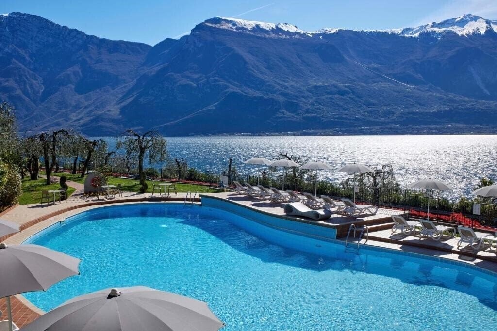 Отель Hotel Atilius 4*