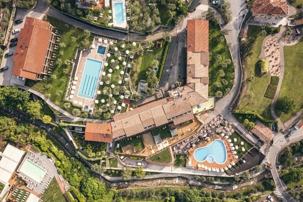 Готель Hotel Caravel 4*