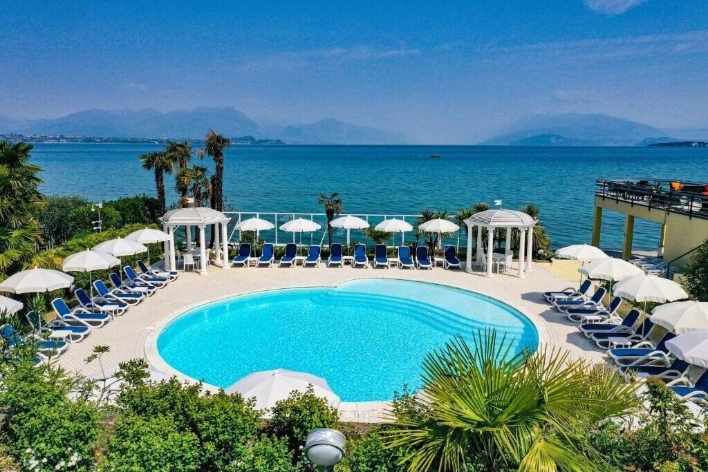 Отель Hotel Lido International 4*