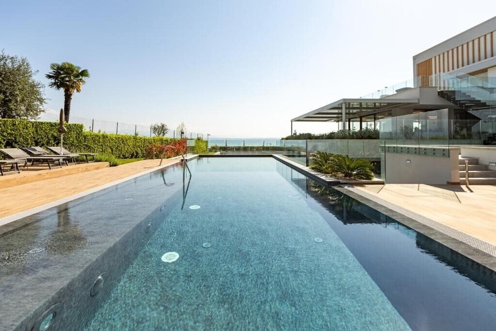 Отель Hotel Europa (Sirmione) 4*