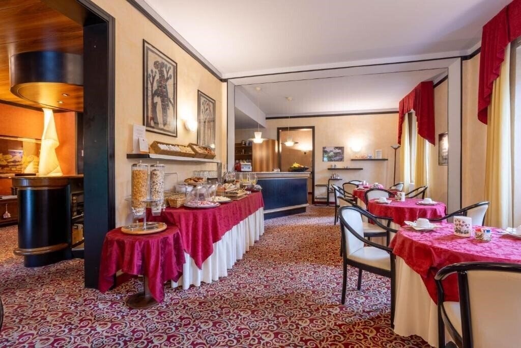 Фото Hotel Giardinetto (Desenzano) 3*