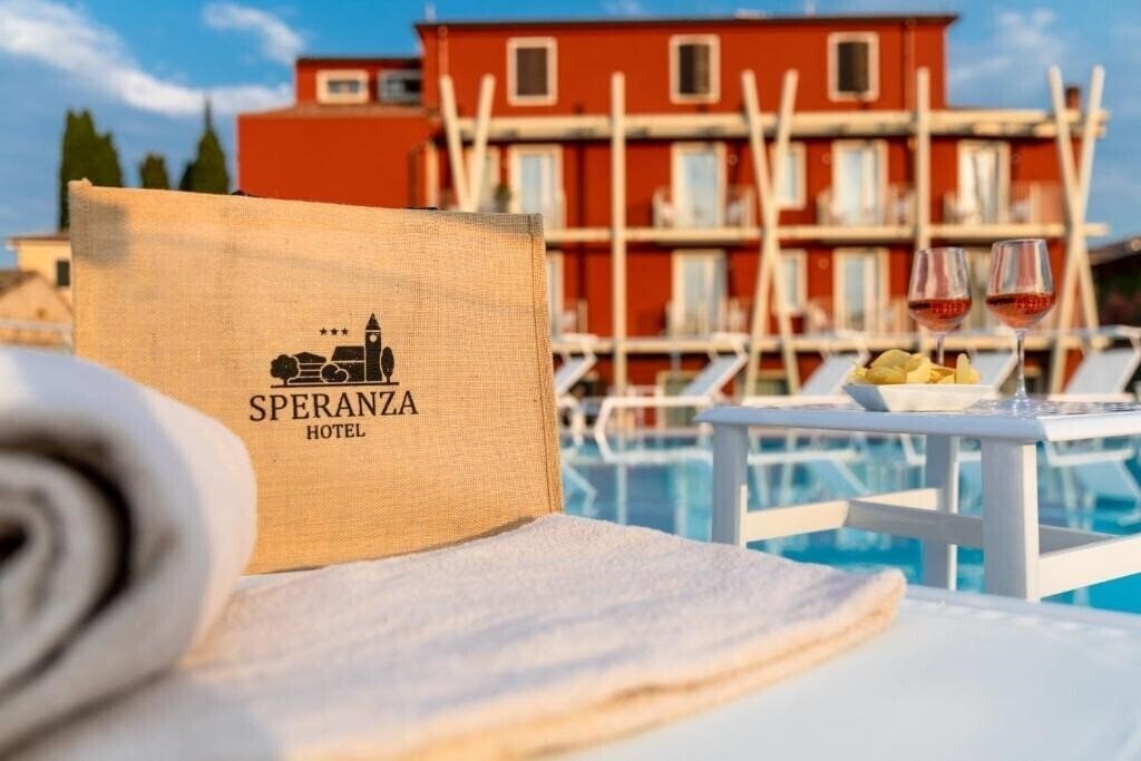 Отель Hotel Speranza (Bardolino) 3*