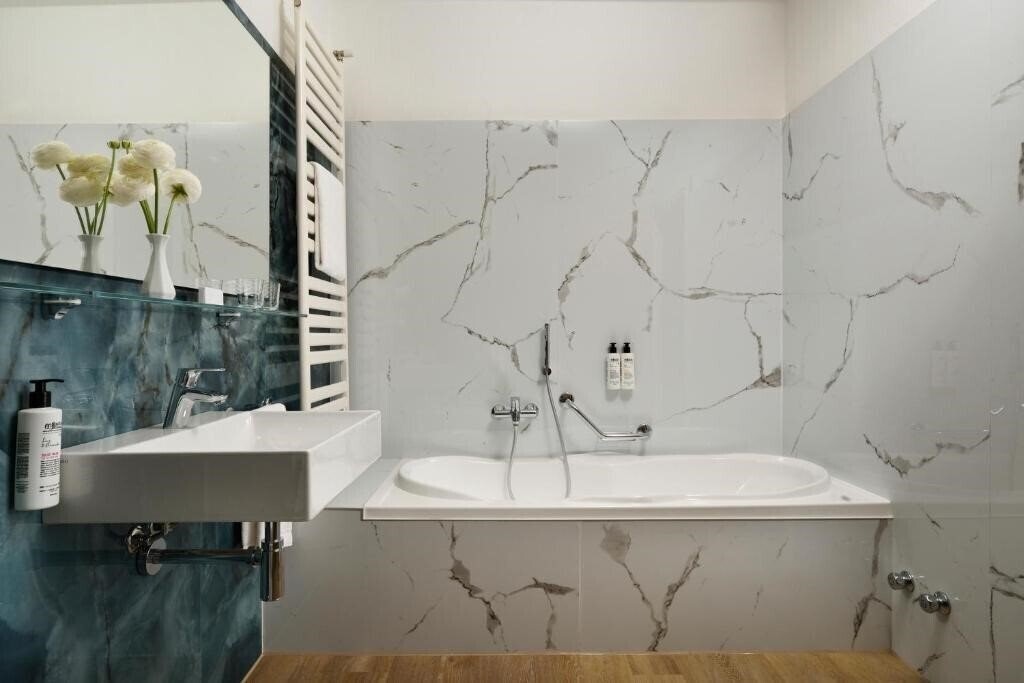 Фотография Continental Wellness & Spa (Sirmione) 4*