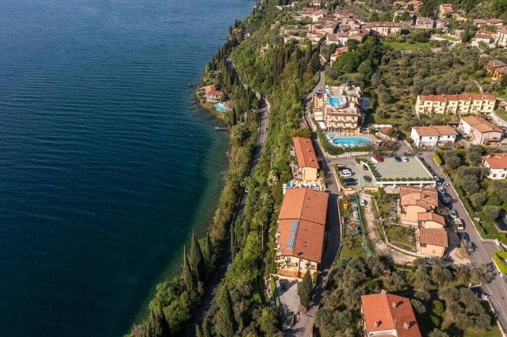 Картинка Piccolo Paradiso (Toscolano) 4*