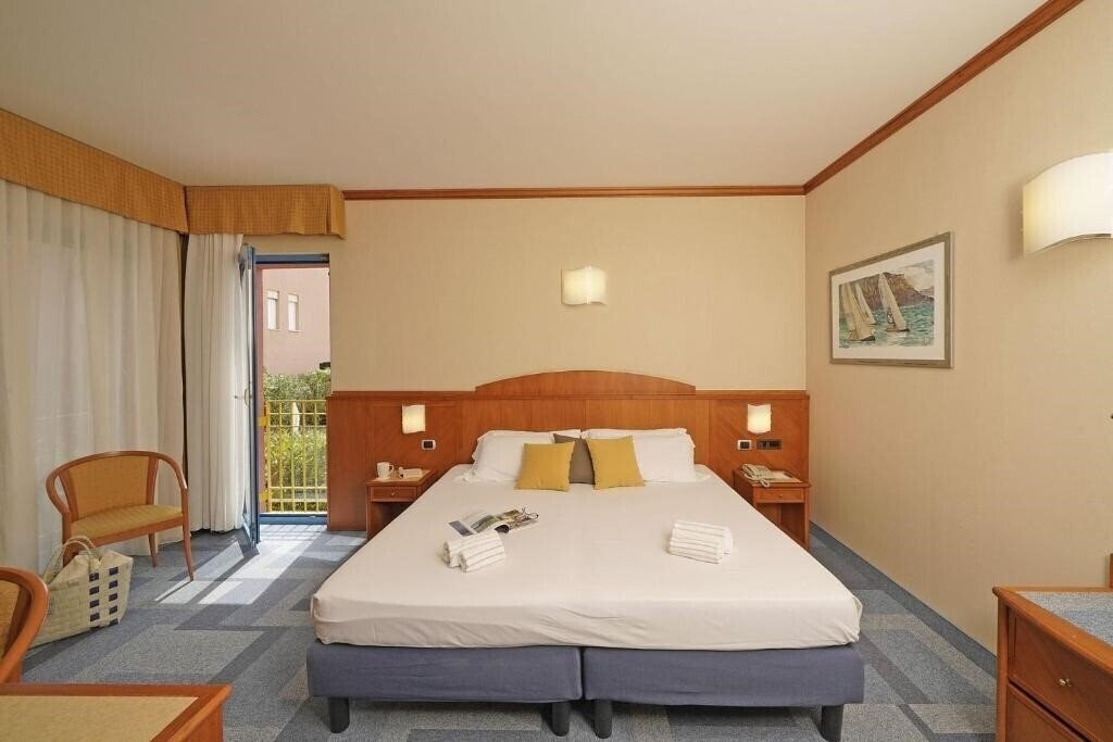 Фото Sportsman Hotel 4*